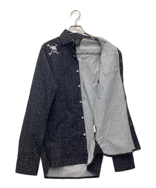 OAKLEY（オークリー）OAKLEY (オークリー) 長袖シャツ ブラック サイズ:SIZE Mの古着・服飾アイテム