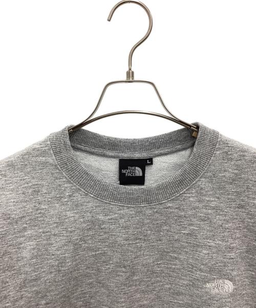THE NORTH FACE（ザ ノース フェイス）THE NORTH FACE (ザ ノース フェイス) クルーネックスウェット グレー サイズ:SIZE Lの古着・服飾アイテム
