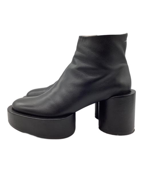 MM6 Maison Margiela（エムエムシックスメゾンマルジェラ）MM6 Maison Margiela (エムエムシックスメゾンマルジェラ) レザーアンクルブーツ 	SAFFIANO LEATHER ANKLE BOOTS WITH PLATEAU 8CM BLACK ブラック サイズ:SIZE 36の古着・服飾アイテム