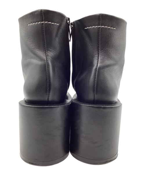 MM6 Maison Margiela（エムエムシックスメゾンマルジェラ）MM6 Maison Margiela (エムエムシックスメゾンマルジェラ) レザーアンクルブーツ 	SAFFIANO LEATHER ANKLE BOOTS WITH PLATEAU 8CM BLACK ブラック サイズ:SIZE 36の古着・服飾アイテム