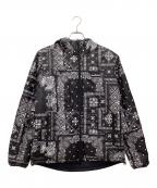 WILD THINGSワイルドシングス）の古着「バンダナ柄 プリマロフト フードジャケット」｜ブラック