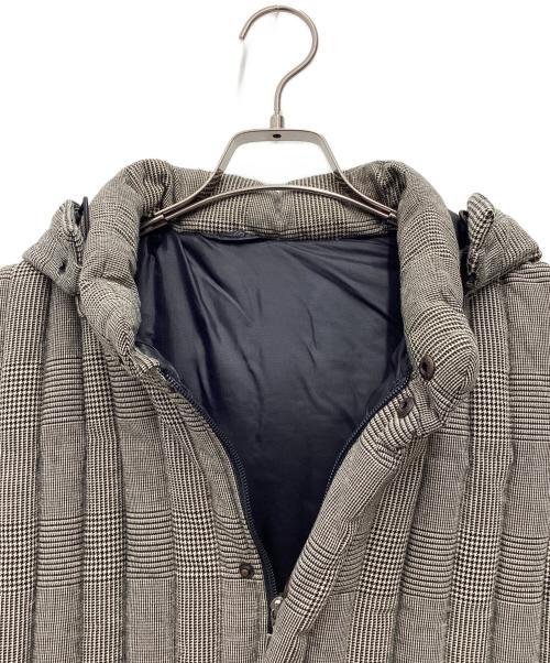 DUVETICA（デュベティカ）DUVETICA (デュベティカ) ダウンベスト グレー サイズ:SIZE 44の古着・服飾アイテム