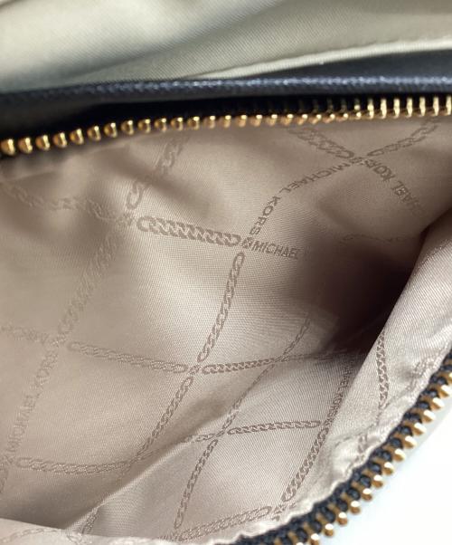 MICHAEL KORS（マイケル・コース）MICHAEL KORS (マイケル・コース) リュック ベージュの古着・服飾アイテム