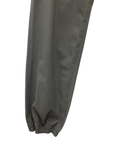 GRAMICCI（グラミチ）GRAMICCI (グラミチ) ストレッチパンツ グレー サイズ:SIZE Sの古着・服飾アイテム
