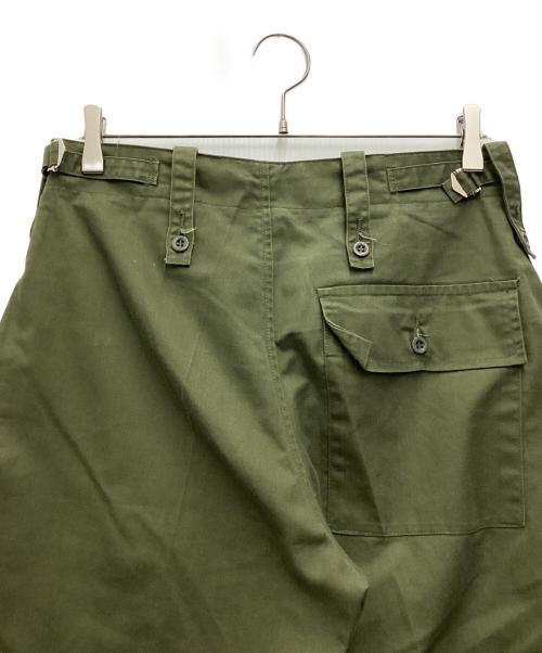 イギリス軍（イギリスグン）イギリス軍 (イギリスグン) ミリタリーパンツ イギリス軍 オリーブ サイズ:SIZE 不明の古着・服飾アイテム
