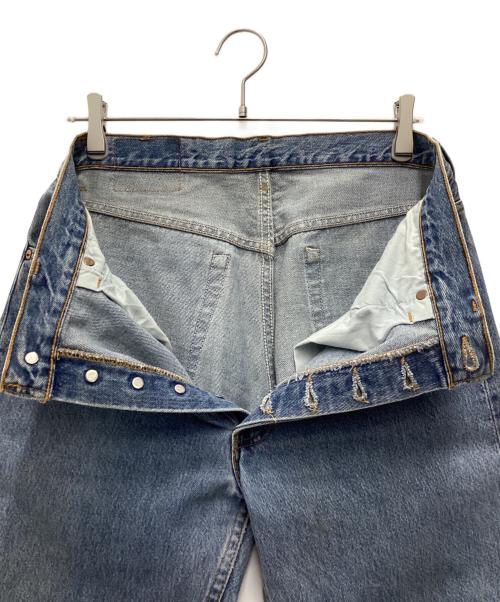 LEVI'S（リーバイス）LEVI'S (リーバイス) デニムパンツ USA製 ボタンフライ 90s ボタン裏553 501 スカイブルー サイズ:SIZE 83.5cm (W33)の古着・服飾アイテム