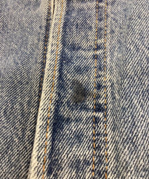 LEVI'S（リーバイス）LEVI'S (リーバイス) デニムパンツ USA製 ボタンフライ 90s ボタン裏553 501 スカイブルー サイズ:SIZE 83.5cm (W33)の古着・服飾アイテム