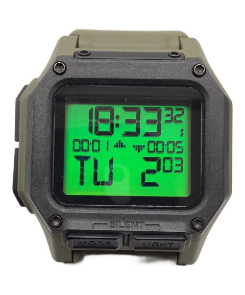NIXON（ニクソン）NIXON (ニクソン) 腕時計 REGULUSの古着・服飾アイテム