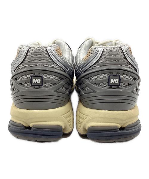 NEW BALANCE（ニューバランス）NEW BALANCE (ニューバランス) ローカットスニーカー thisisneverthat ライトグレー サイズ:SIZE 27.5cmの古着・服飾アイテム