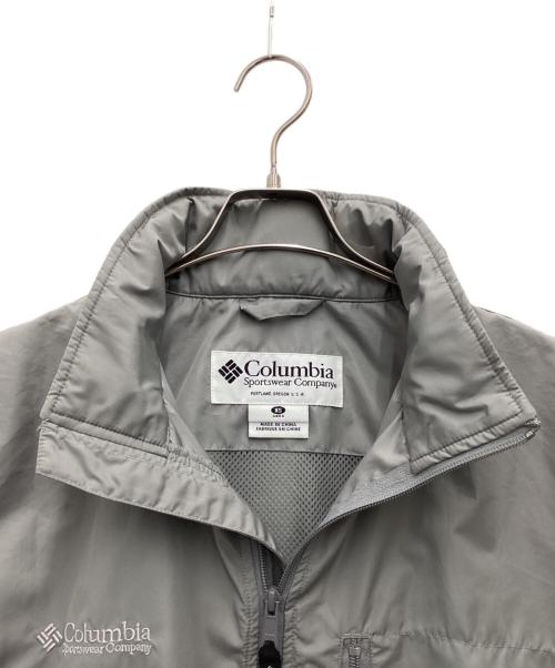 Columbia（コロンビア）Columbia (コロンビア) PACKABLE ナイロンジャケット グレー サイズ:SIZE XSの古着・服飾アイテム