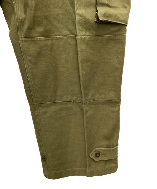 MILITARY（ミリタリー）MILITARY (ミリタリー) M-47 推定前期50s ミリタリーパンツ ボタンフライ・スラッシュポケット・比翼使用 オリーブ サイズ:SIZE 不明の古着・服飾アイテム