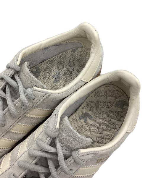 adidas（アディダス）adidas (アディダス) ローカットスニーカー HANDBALL SPEZIAL グレー×ホワイト サイズ:SIZE 26cmの古着・服飾アイテム