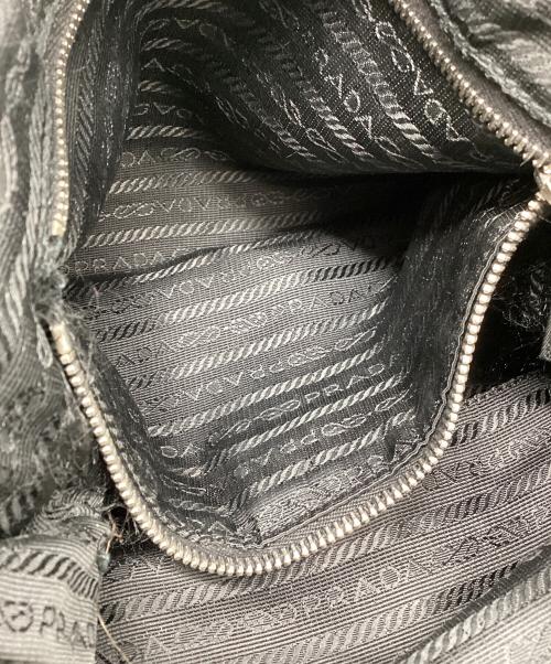 PRADA（プラダ）PRADA (プラダ) ナイロンショルダーバッグ ブラックの古着・服飾アイテム