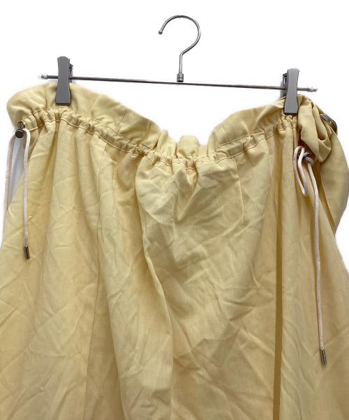 Ujoh（ウジョー）UJOH (ウジョー) スカート イエロー サイズ:SIZE 2 未使用品の古着・服飾アイテム