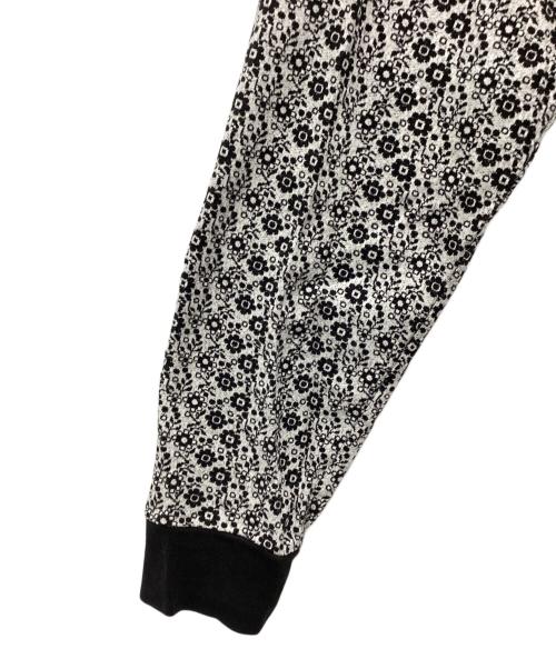 SUPREME（シュプリーム）Supreme (シュプリーム) Floral Jacquard Zip L/S ハーフジップスウェット 18FW ホワイト×ブラック サイズ:SIZE Lの古着・服飾アイテム