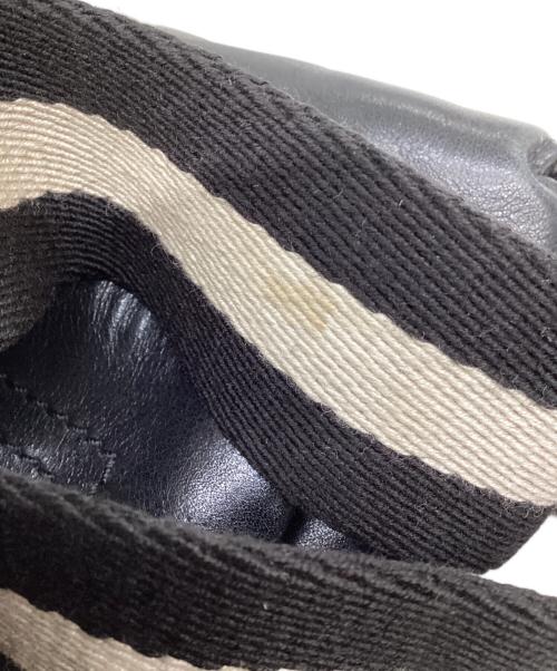 BALLY（バリー）BALLY (バリー) レザーショルダーバッグ ブラックの古着・服飾アイテム