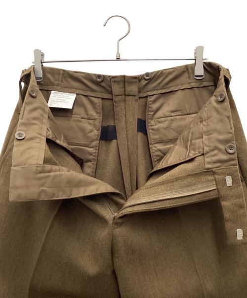 MILITARY（ミリタリー）MILITARY (ミリタリー) NO2ドレスパンツ スラックス イギリス軍 ブラウン サイズ:SIZE 88.5cm (W35)の古着・服飾アイテム