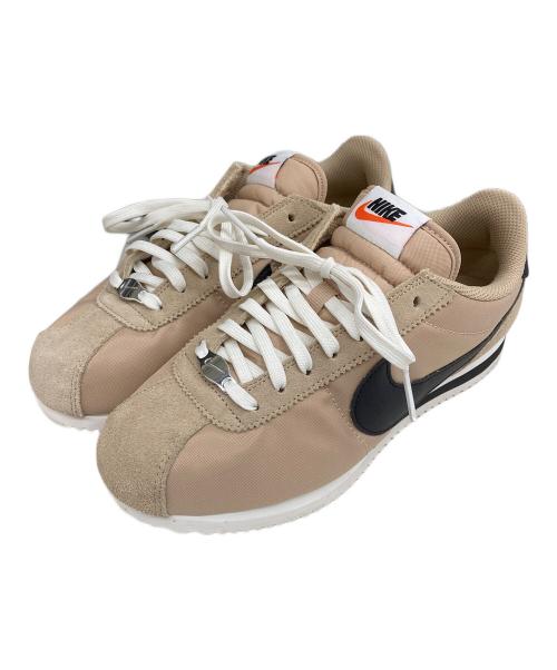 NIKE（ナイキ）NIKE (ナイキ) ローカットスニーカー ベージュ サイズ:23.5の古着・服飾アイテム