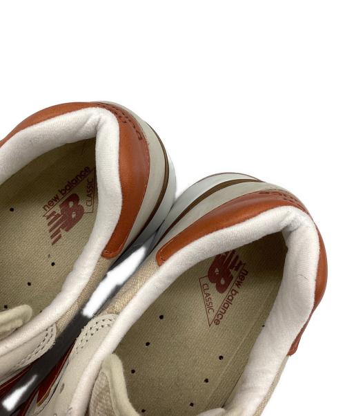 NEW BALANCE（ニューバランス）NEW BALANCE (ニューバランス) スニーカー ベージュ サイズ:SIZE 26cmの古着・服飾アイテム