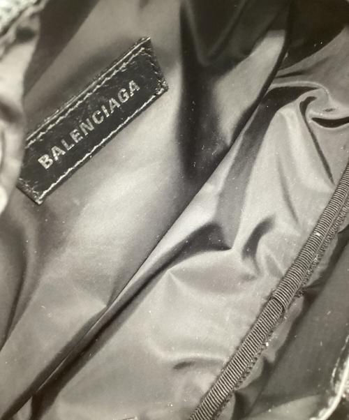 BALENCIAGA（バレンシアガ）BALENCIAGA (バレンシアガ) ショルダーバッグ カメラバッグ ブラックの古着・服飾アイテム
