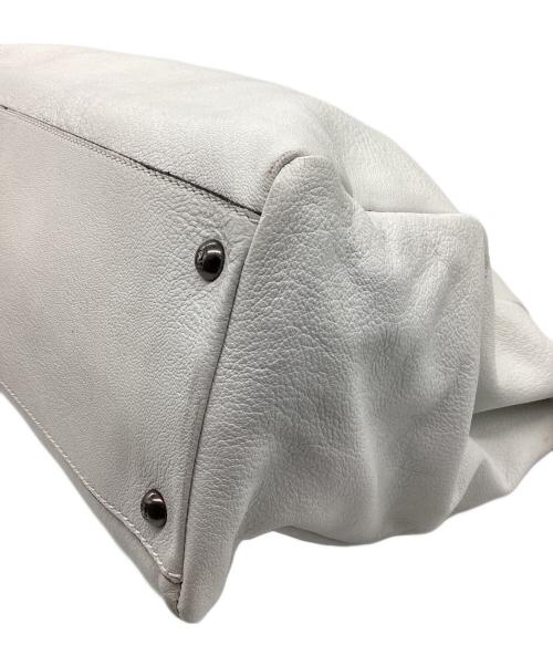 FENDI（フェンディ）FENDI (フェンディ) ピーカブー ラージ トートバッグ ホワイトの古着・服飾アイテム