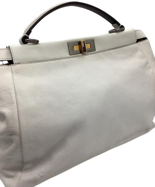 FENDI（フェンディ）FENDI (フェンディ) ピーカブー ラージ トートバッグ ホワイトの古着・服飾アイテム