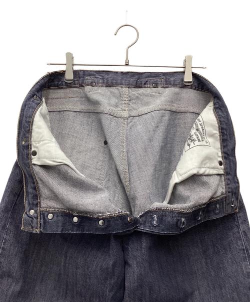 LEVI'S（リーバイス）LEVI'S (リーバイス) デニムパンツ ベルギー産 裾直し有 スカイブルー サイズ:SIZE W36×L34の古着・服飾アイテム