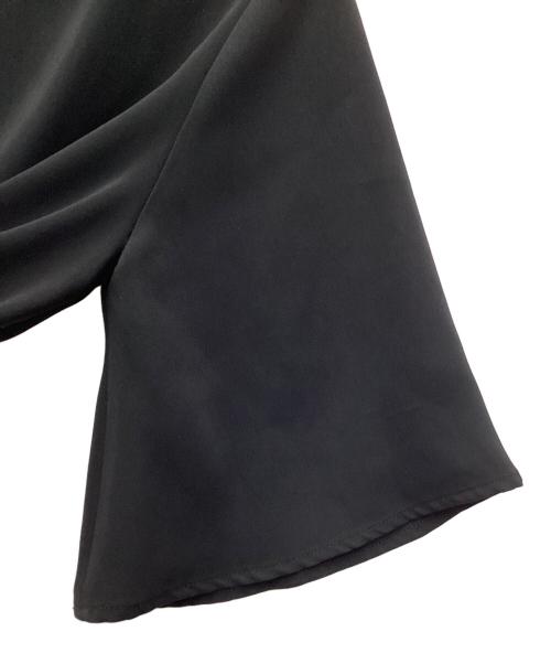 MM6 Maison Margiela（エムエムシックスメゾンマルジェラ）MM6 Maison Margiela (エムエムシックスメゾンマルジェラ) アシンメトリーブラウス ブラック サイズ:SIZE 36の古着・服飾アイテム