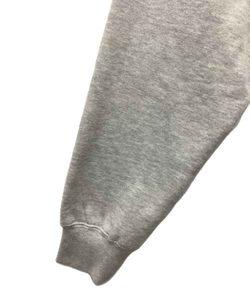 thisisneverthat（ディスイズネバーザット）thisisneverthat (ディスイズネバーザット) クルーネックスウェット グレー サイズ:SIZE Lの古着・服飾アイテム