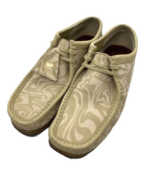 CLARKS（クラークス）CLARKS (クラークス) Wu Wear Wu Tang Clan (ウーウェアー ウータンクラン) ワラビーシューズ ベージュ サイズ:SIZE 27cmの古着・服飾アイテム