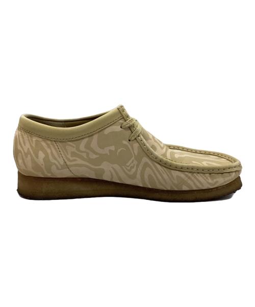 CLARKS（クラークス）CLARKS (クラークス) Wu Wear Wu Tang Clan (ウーウェアー ウータンクラン) ワラビーシューズ ベージュ サイズ:SIZE 27cmの古着・服飾アイテム