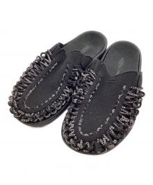 KEEN×Engineered Garments（キーン×エンジニアド ガーメンツ）の古着「UNEEK II SLIDE サンダル」｜ブラック