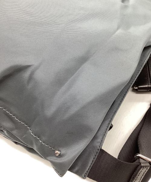 TUMI（トゥミ）TUMI (トゥミ) ショルダーバッグ VOYAGEUR グレーの古着・服飾アイテム