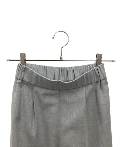 YORI（ヨリ）yori (ヨリ) テーパードパンツ グレー サイズ:SIZE 34の古着・服飾アイテム