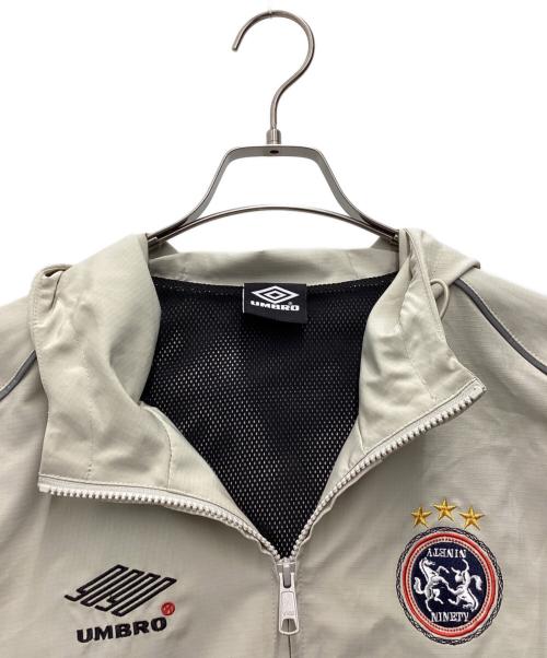 UMBRO（アンブロ）UMBRO (アンブロ) 9090 (9090) Gradation Nylon Hooded Jacket ベージュ×グレー サイズ:SIZE Lの古着・服飾アイテム