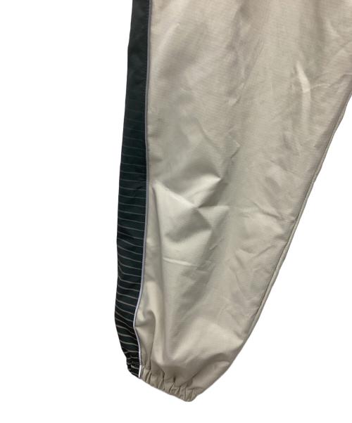 UMBRO（アンブロ）UMBRO (アンブロ) 9090 (9090) Gradation Nylon Pants ベージュ×グレー サイズ:SIZE Lの古着・服飾アイテム