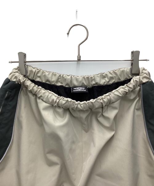 UMBRO（アンブロ）UMBRO (アンブロ) 9090 (9090) Gradation Nylon Pants ベージュ×グレー サイズ:SIZE Lの古着・服飾アイテム