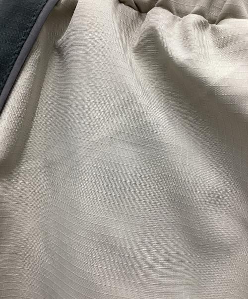 UMBRO（アンブロ）UMBRO (アンブロ) 9090 (9090) Gradation Nylon Pants ベージュ×グレー サイズ:SIZE Lの古着・服飾アイテム