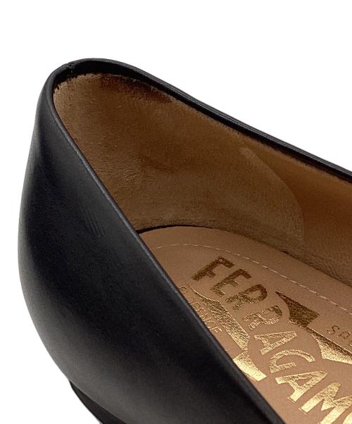 Salvatore Ferragamo（サルヴァトーレ フェラガモ）Salvatore Ferragamo (サルヴァトーレ フェラガモ) パンプス ブラック サイズ:SIZE 24.5cmの古着・服飾アイテム
