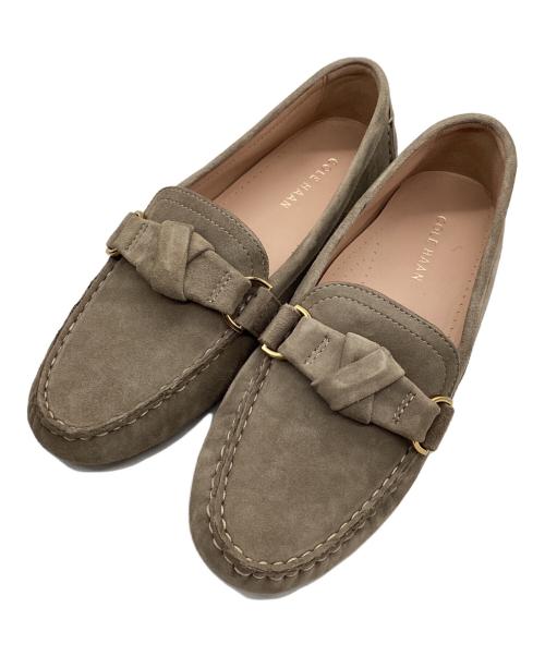 COLE HAAN（コールハーン）COLE HAAN (コールハーン) モカシンシューズ エミー ノット ドライバー ベージュ サイズ:SIZE 23.5cmの古着・服飾アイテム