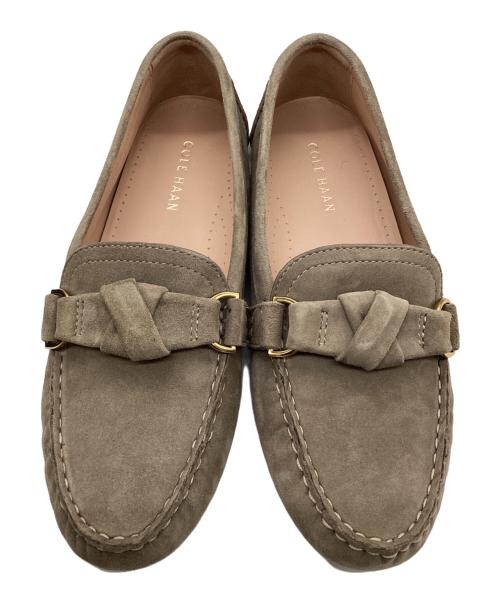 COLE HAAN（コールハーン）COLE HAAN (コールハーン) モカシンシューズ エミー ノット ドライバー ベージュ サイズ:SIZE 23.5cmの古着・服飾アイテム