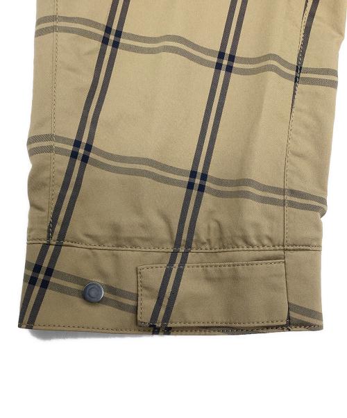 D'URBAN（ダーバン）D'URBAN (ダーバン) フーデッドジャケット カーキ サイズ:SIZE Lの古着・服飾アイテム