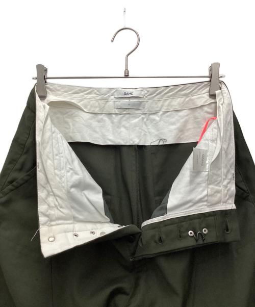OAMC（オーエーエムシー）OAMC (オーエーエムシー) ダブルニーパンツ　2015AW オリーブ サイズ:SIZE 83.5cm (W33)の古着・服飾アイテム