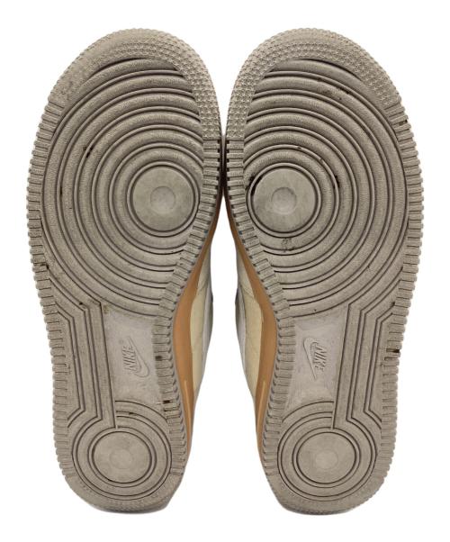 NIKE（ナイキ）NIKE (ナイキ) シューズ クリームホワイト サイズ:SIZE 24.5cmの古着・服飾アイテム