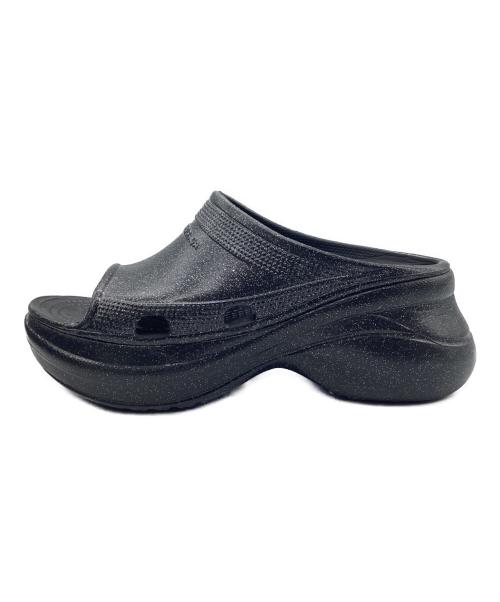 crocs（クロックス）crocs (クロックス) BALENCIAGA (バレンシアガ) スライドサンダル CROCS Pool Crocs SLIDE RUB ブラック サイズ:SIZE 23.5cmの古着・服飾アイテム