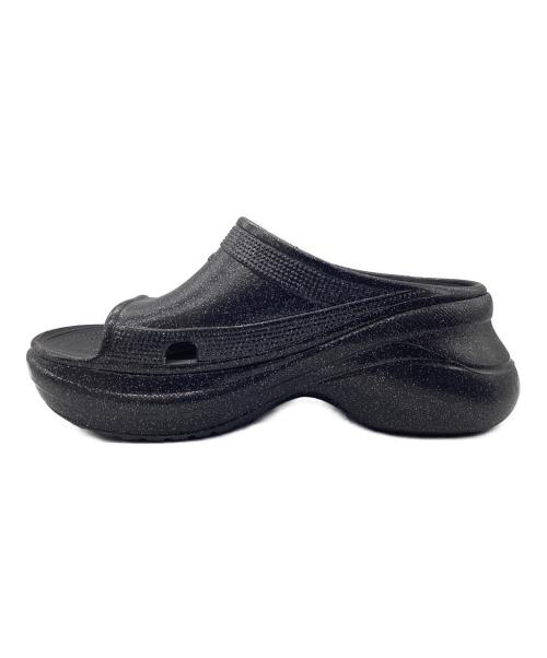 crocs（クロックス）crocs (クロックス) BALENCIAGA (バレンシアガ) スライドサンダル CROCS Pool Crocs SLIDE RUB ブラック サイズ:SIZE 23.5cmの古着・服飾アイテム