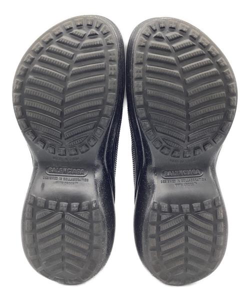 crocs（クロックス）crocs (クロックス) BALENCIAGA (バレンシアガ) スライドサンダル CROCS Pool Crocs SLIDE RUB ブラック サイズ:SIZE 23.5cmの古着・服飾アイテム