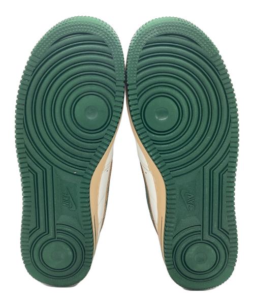 NIKE（ナイキ）NIKE (ナイキ) ローカットスニーカー AIR FORCE 1 '07 LV8 SAIL/GORGE GREEN-SESAME-PEARL WHITE ホワイト サイズ:SIZE 27cmの古着・服飾アイテム