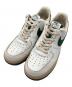 NIKE（ナイキ）の古着「ローカットスニーカー AIR FORCE 1 '07 LV8 SAIL/GORGE GREEN-SESAME-PEARL WHITE」｜ホワイト