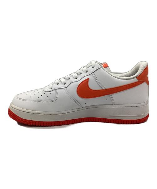 NIKE（ナイキ）NIKE (ナイキ) ローカットスニーカー ホワイト×オレンジ サイズ:SIZE 27.5cmの古着・服飾アイテム